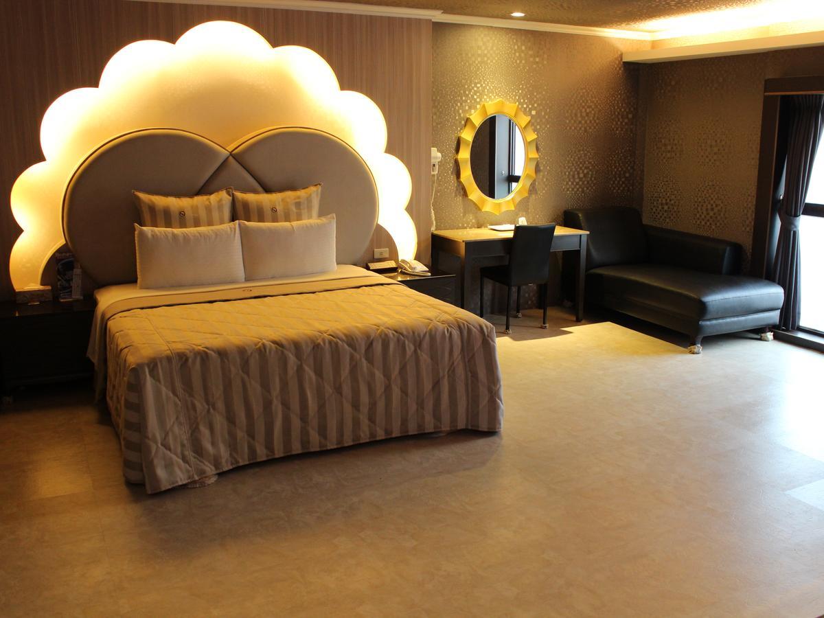 Full Moon Boutique Motel Hsinchu Exterior foto